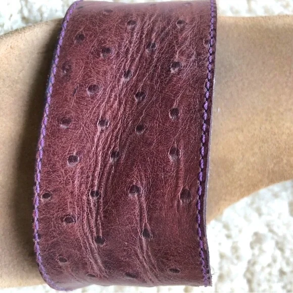 Made in Brazil deep eggplant-colored ostrich leather, comfortable, slide… - Picture 9 of 10
